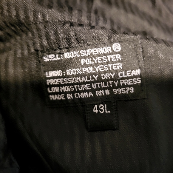 Bolzano two piece suit - Picture 11 of 15